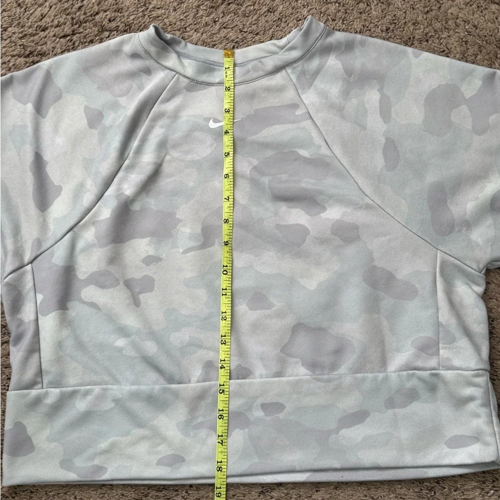 Nike Sportswear Women's Dri-FIT Camo Sweatshirt Crop Top Size S